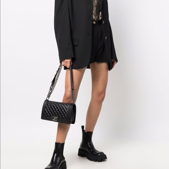 Chanel le boy medium - Picture 13 of 16